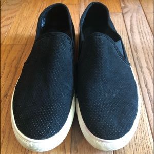 Steve Madden Women’s Black Slip-On | Size 9